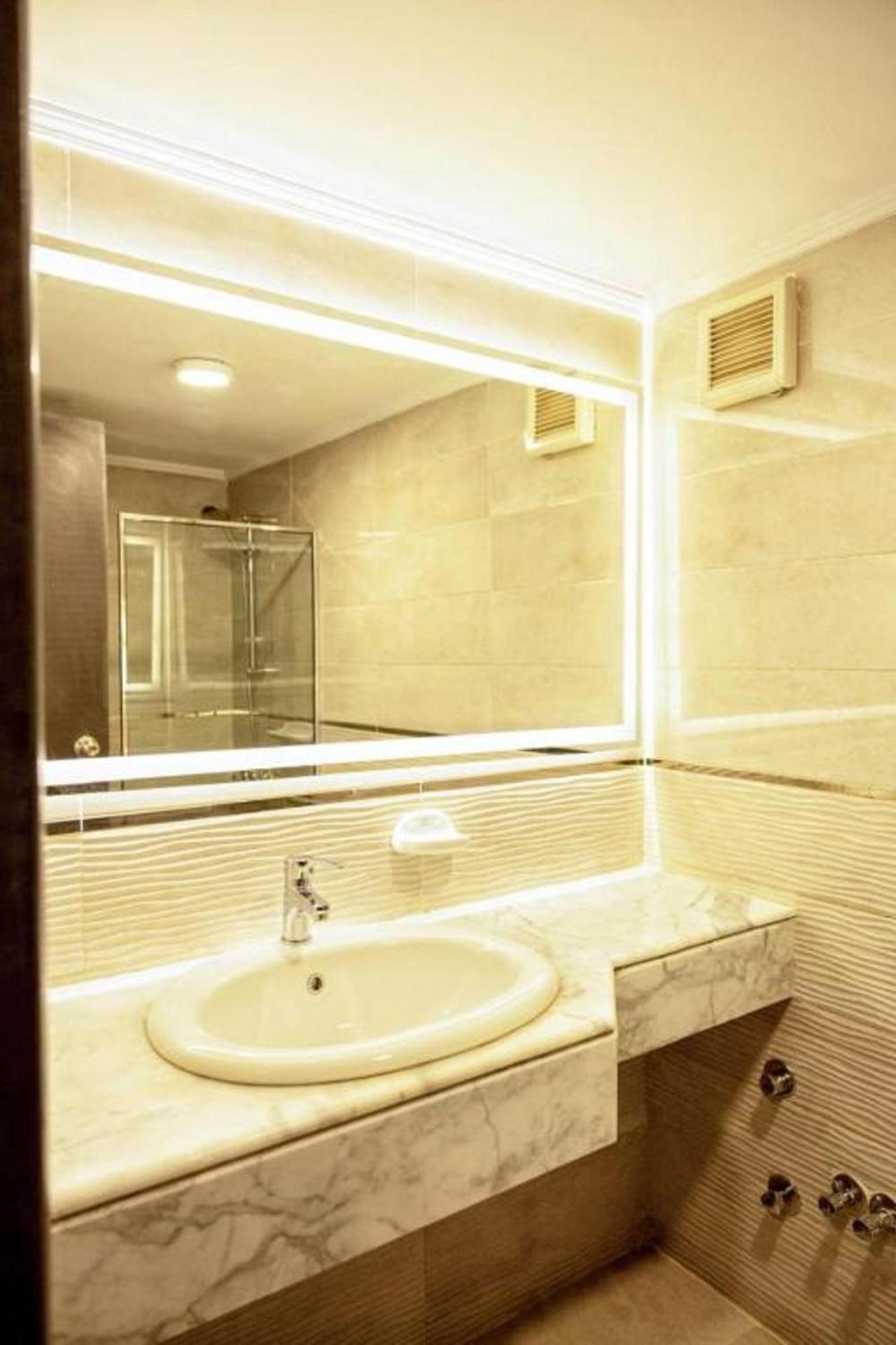 Mar Charbel Hotel Kairo Eksteriør billede