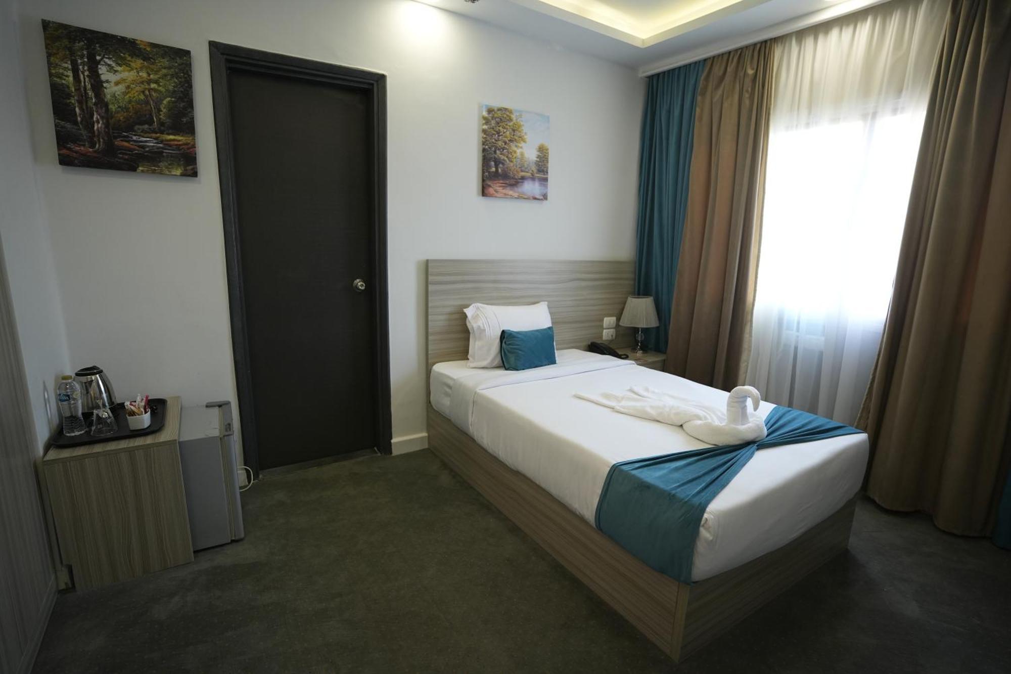 Mar Charbel Hotel Kairo Eksteriør billede